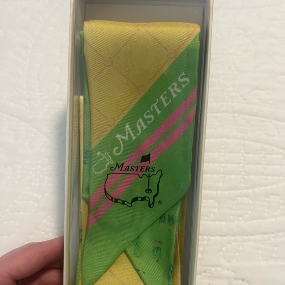 Masters 100% Silk Scarf - Picture 1 of 6